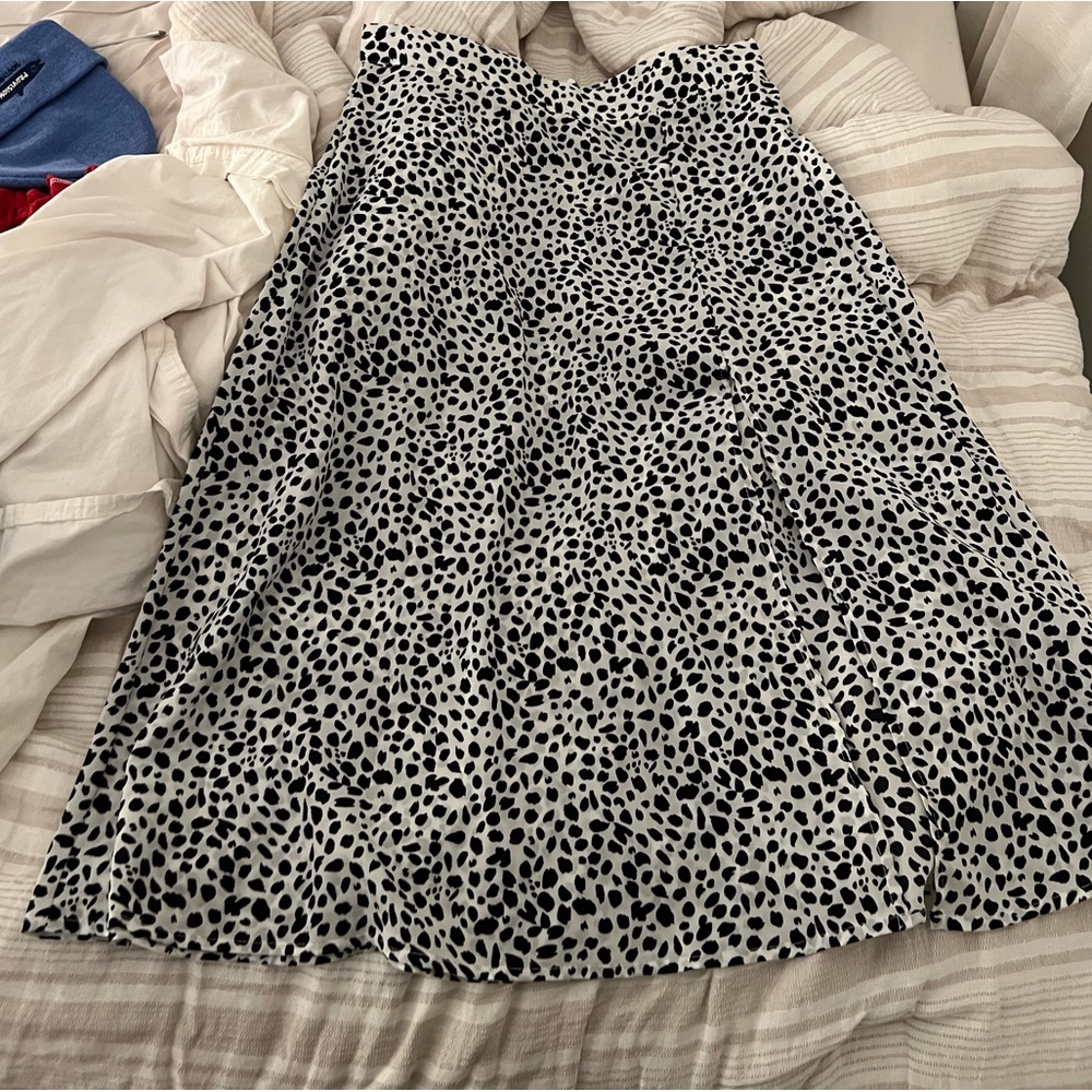 Polka dot midi skirt with side slit from Shein. Size large.